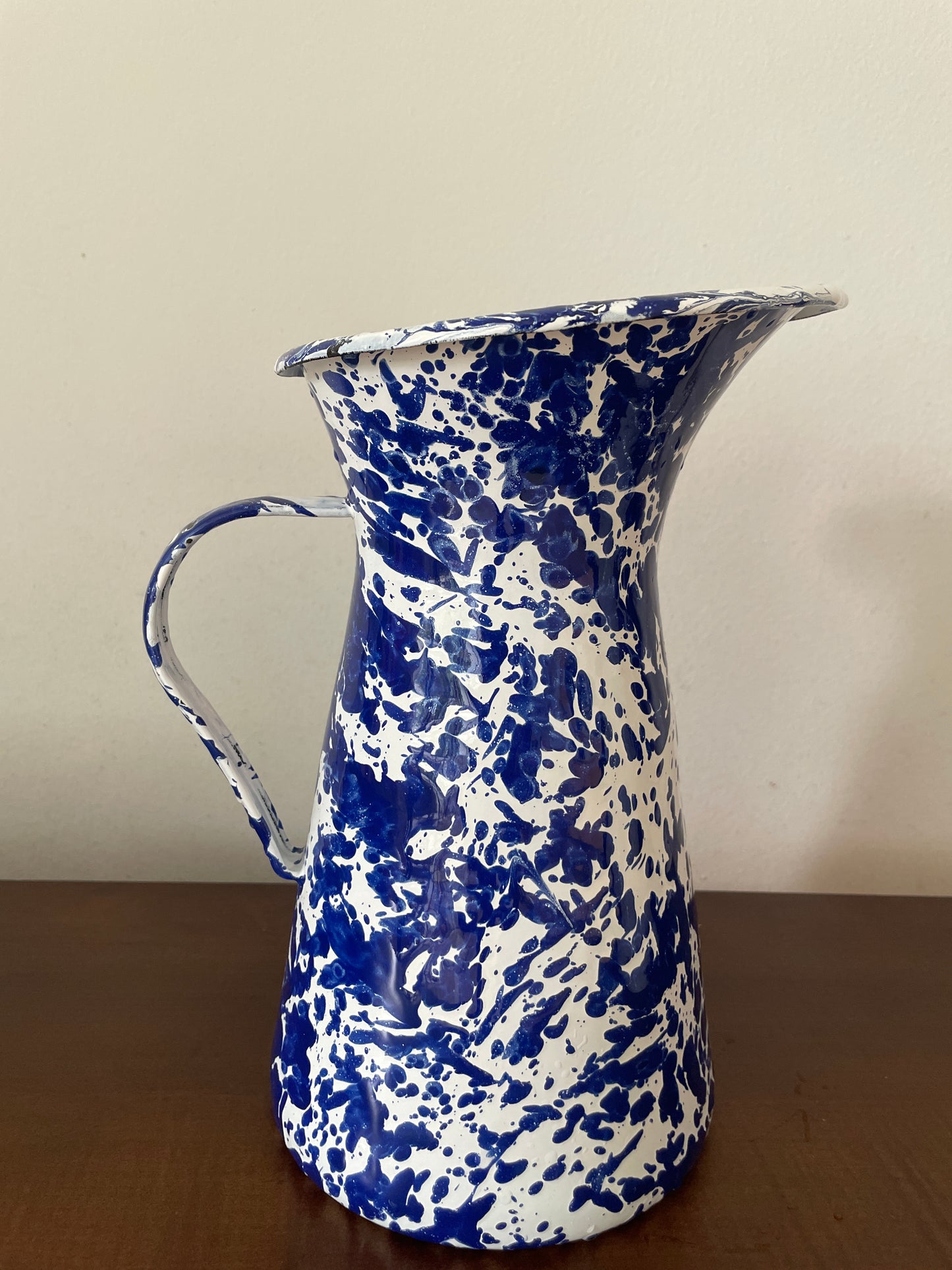 [Golden Rabbit] Cobalt Swirl Pitcher