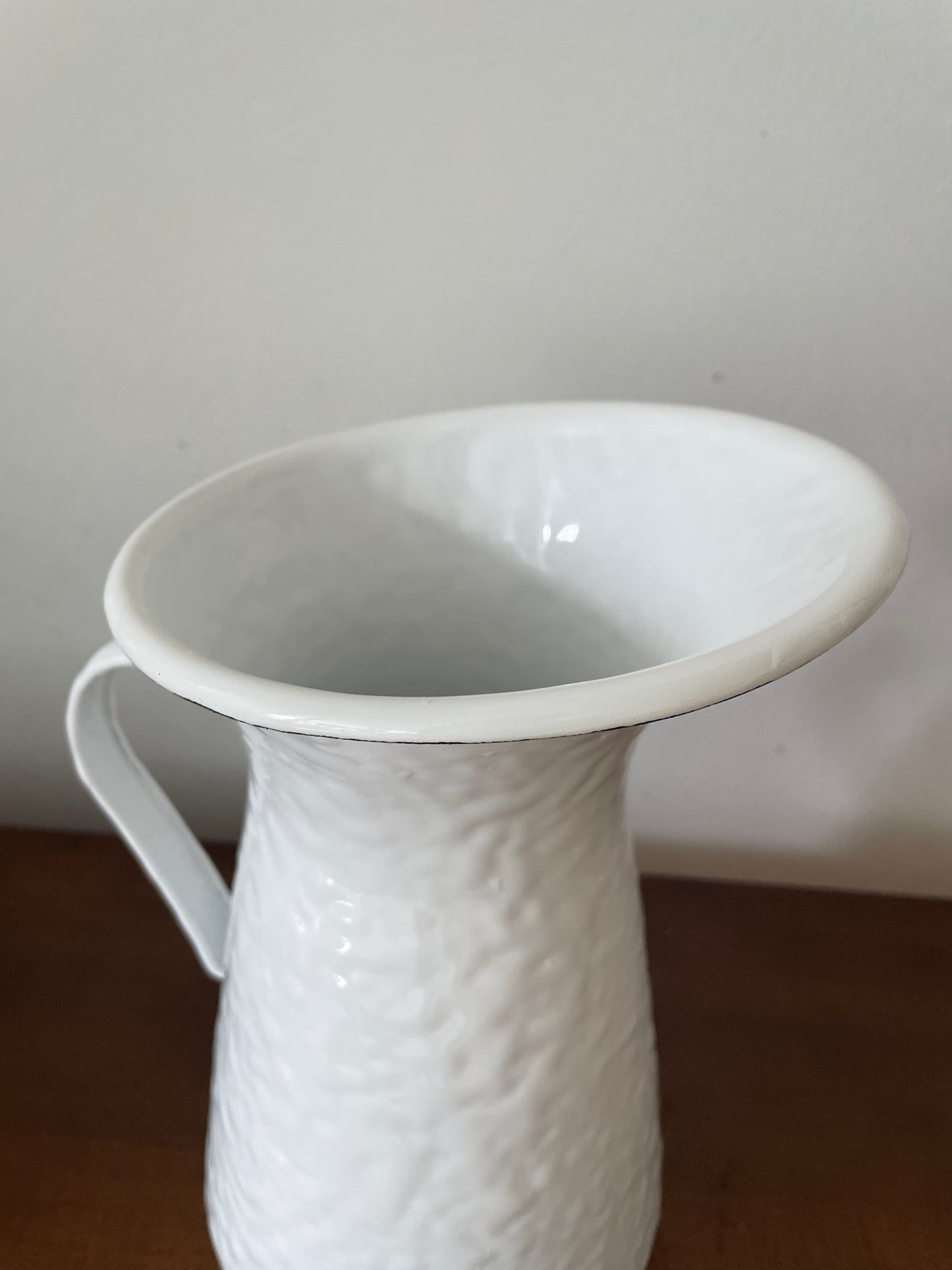 [Golden Rabbit] Solid White Pitcher